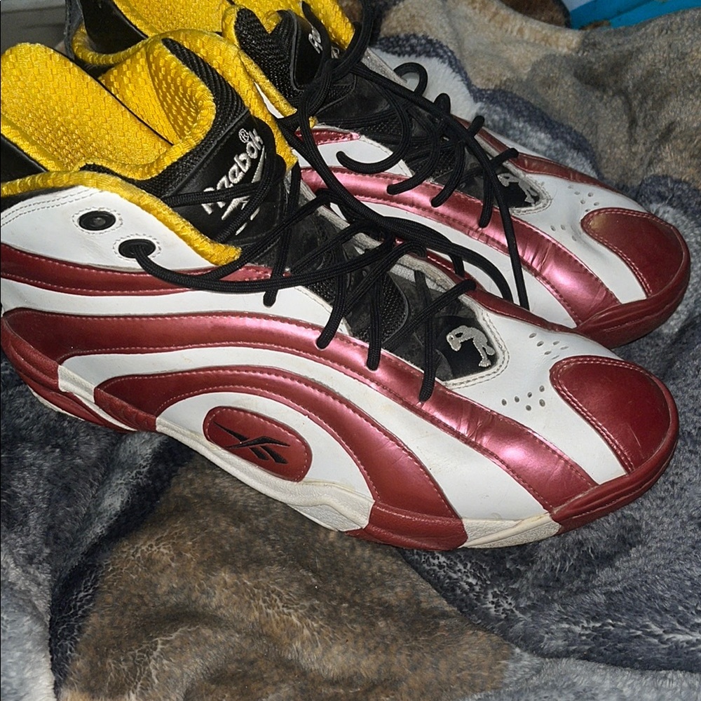 Reebok Shaqnosis OG "Miami Heat" basketball sneakers size 11